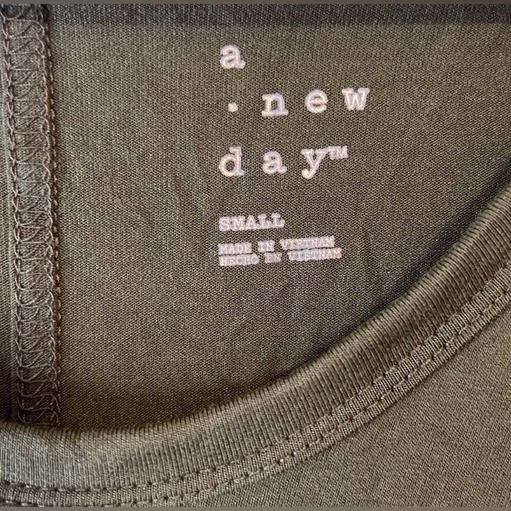 A New Day | Olive Green Scoop Neck Slim Fit Short-Sleeve T-Shirt | Size Small - Picture 6 of 11